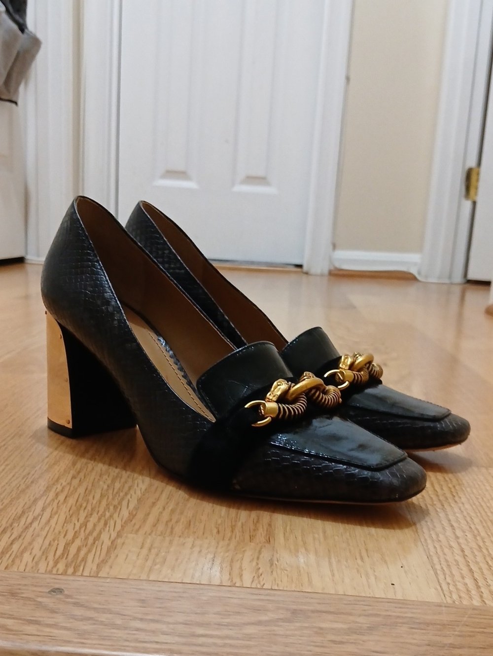 Tory Burch Jessa Horse Bit/Chain Link Block Heel Pumps Size 9.5 Women - Picture 6 of 16